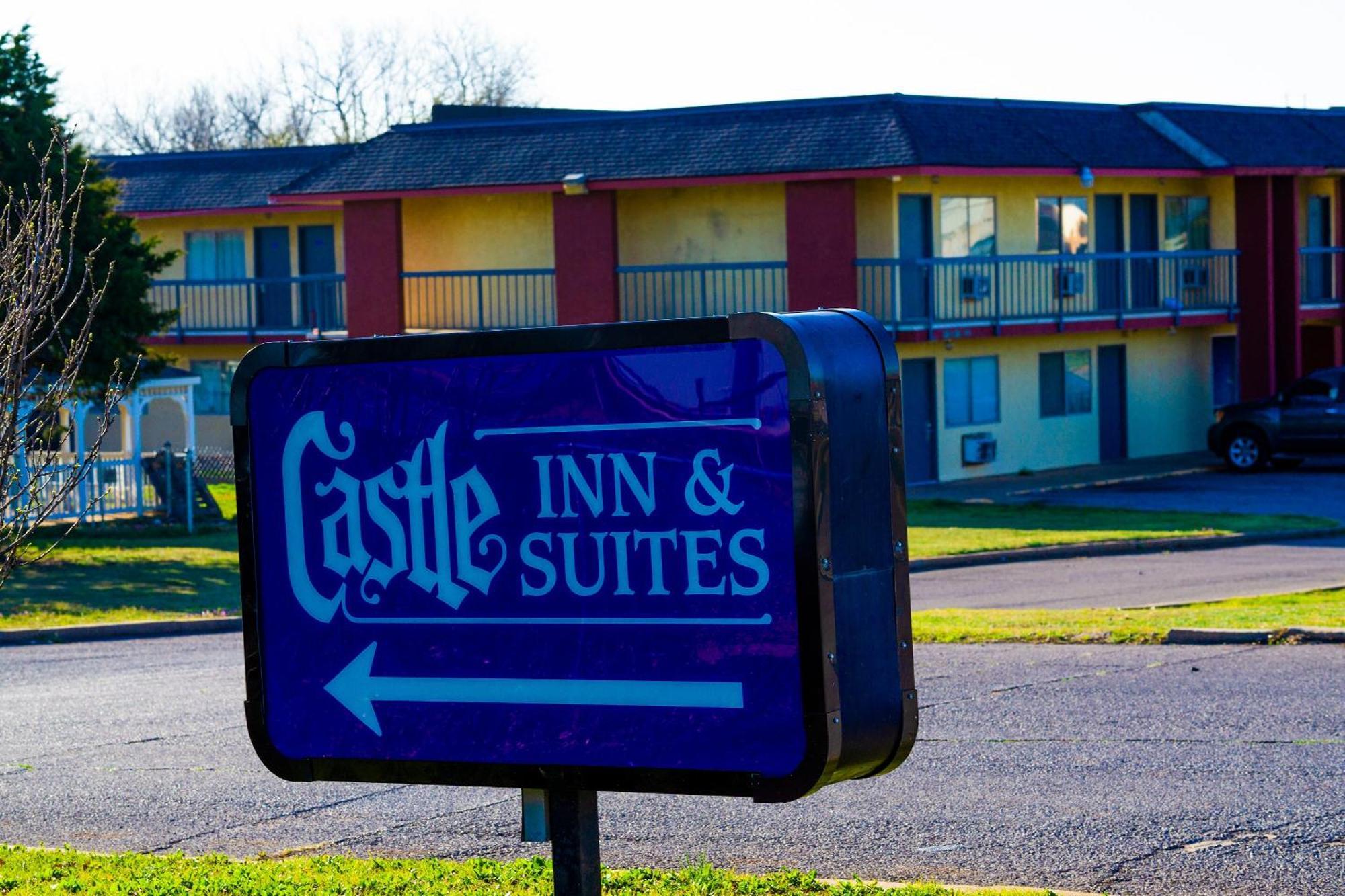 Castle Inn & Suites By Oyo 奇克谢 外观 照片